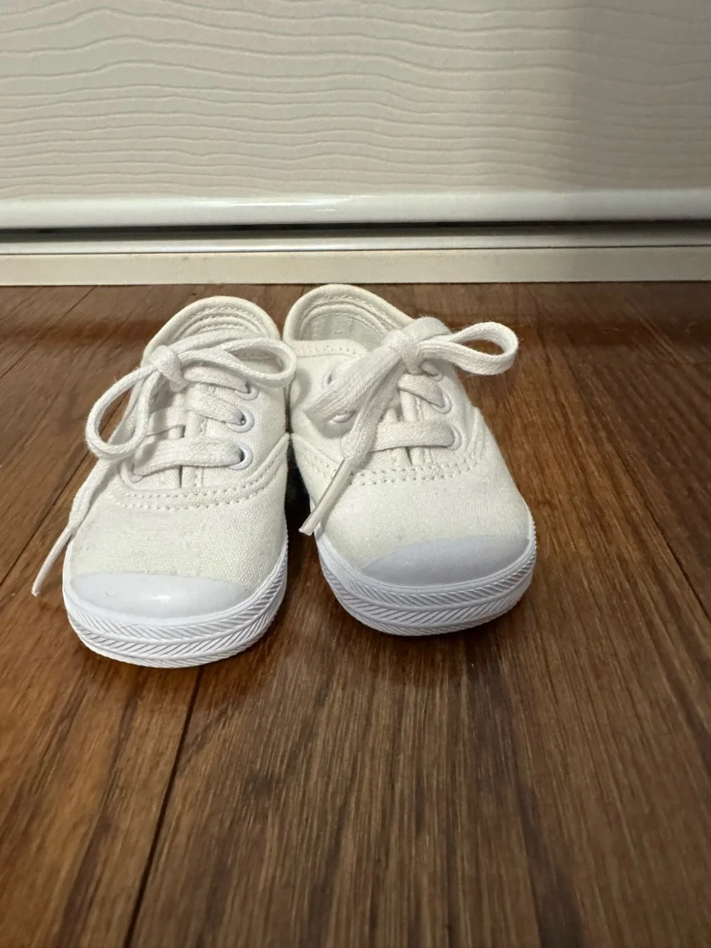 Keds Kids White Canvas Lace-Up Sneakers - Picture 1 of 5